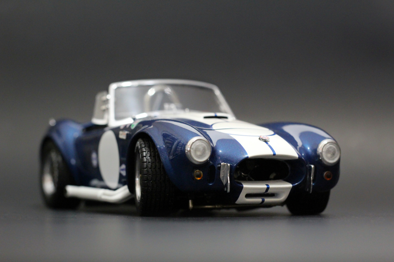 Illustration for article titled LaLD Engine Week: 8 Cylinders - Shelby Cobra 427